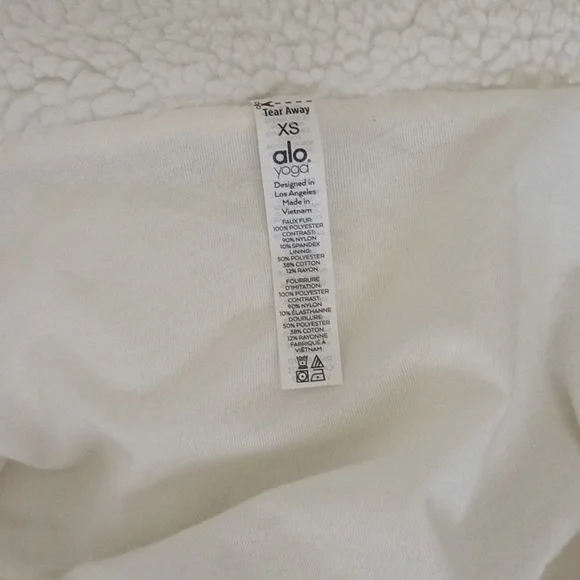ALO Yoga Foxy Sherpa Jacket Ivory Size XS - Picture 10 of 12